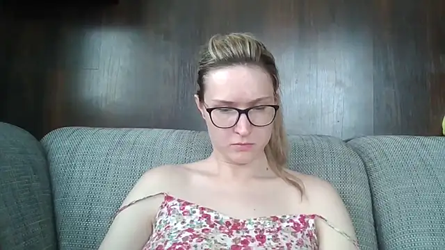 Snapshot of Jugira chatting on 10, 6, 2026 Jugira online show from 10, 6, 2026