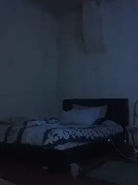 RFeltomWhitJ online show from 9, 10, 2025