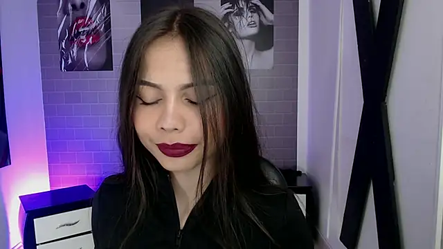 Snapshot of aleesha_cameron02 chatting on 4, 3, 2026 aleesha cameron02 online show from 4, 3, 2026