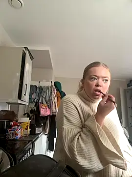 KaylaTrudi online show from 5, 11, 2025