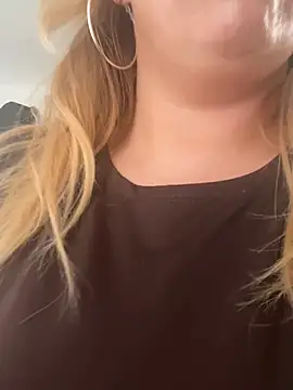 KaylaTrudi online show from 12, 1, 2026