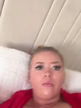 KaylaTrudi online show from 30, 4, 2026