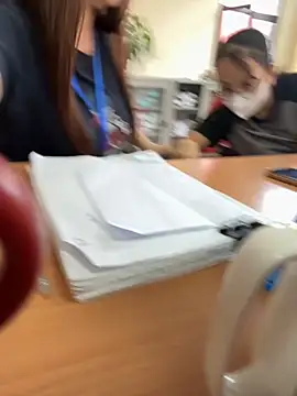 PhuongNhi21 online show from 6, 11, 2025