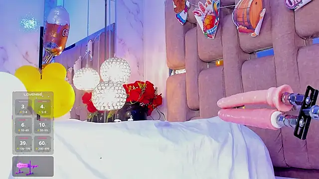 NinaCapelli online show from 29, 9, 2025