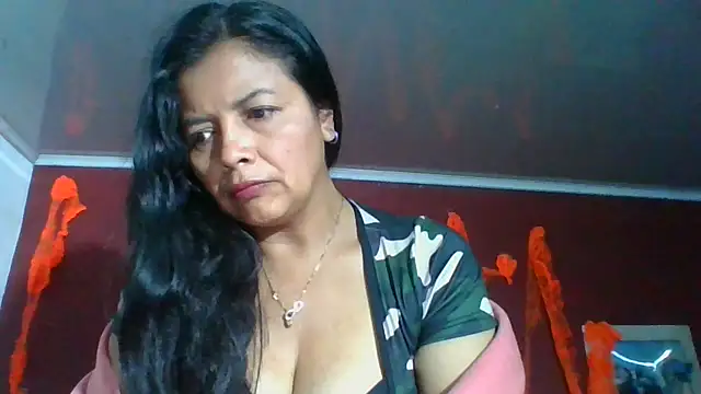 DianaOchoa  online show from 24, 10, 2025