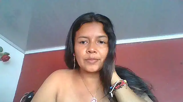Snapshot of DianaOchoa_ chatting on 10, 7, 2026 DianaOchoa online show from 10, 7, 2026