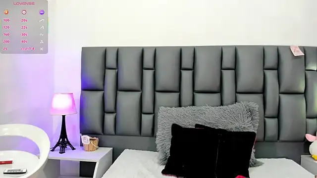 valeriasweet  online show from 9, 11, 2025