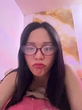 Snapshot of fuckingtwerk69 chatting on 18, 11, 2025 fuckingtwerk69 online show from 18, 11, 2025