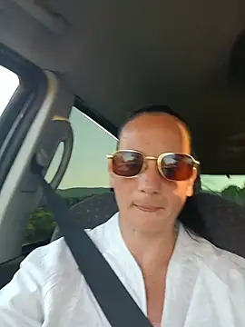 caro252 online show from 1, 6, 2026