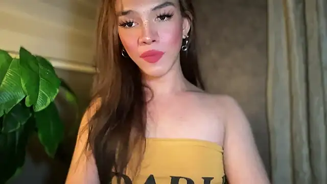 Snapshot of Misselliefayexxx chatting on 15, 11, 2025 Misselliefayexxx online show from 15, 11, 2025