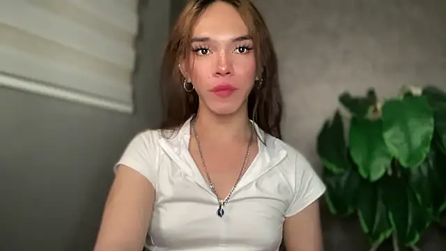 Snapshot of Misselliefayexxx chatting on 12, 1, 2026 Misselliefayexxx online show from 12, 1, 2026