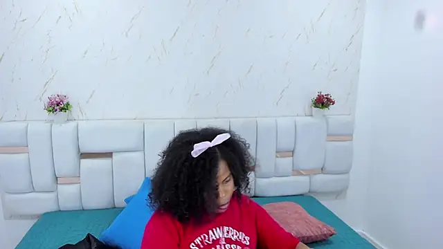 MiiaSmith   online show from 21, 12, 2025