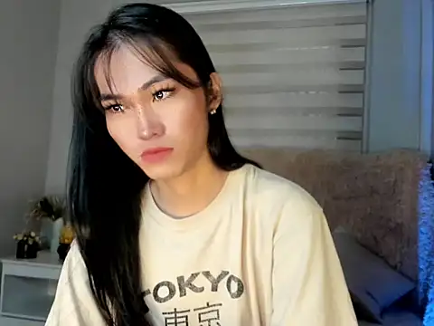 Snapshot of lovelychanel69xx chatting on 19, 9, 2025 lovelychanel69xx online show from 19, 9, 2025