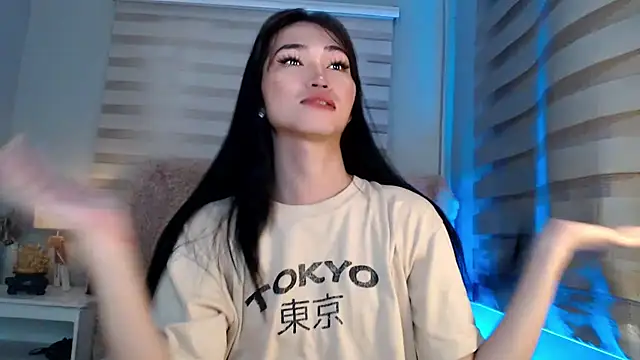 Snapshot of lovelychanel69xx chatting on 11, 10, 2025 lovelychanel69xx online show from 11, 10, 2025