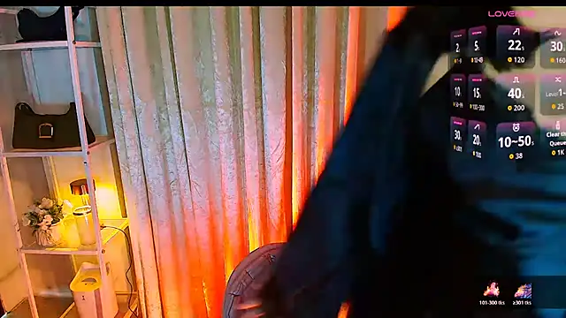 Snapshot of MS_VALERIA chatting on 24, 11, 2025 MS VALERIA online show from 24, 11, 2025