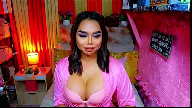 Snapshot of MoniqueCeleste chatting on 11, 2, 2026 MoniqueCeleste online show from 11, 2, 2026