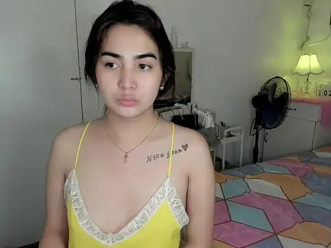 Snapshot of Alovelydoll_nica chatting on 2, 5, 2026 Alovelydoll nica online show from 2, 5, 2026