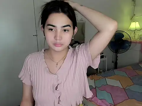 Snapshot of Alovelydoll_nica chatting on 8, 5, 2026 Alovelydoll nica online show from 8, 5, 2026