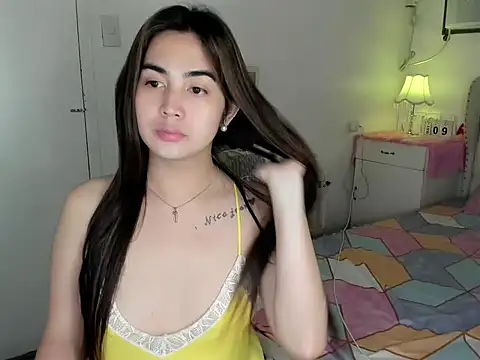 Snapshot of Alovelydoll_nica chatting on 9, 5, 2026 Alovelydoll nica online show from 9, 5, 2026