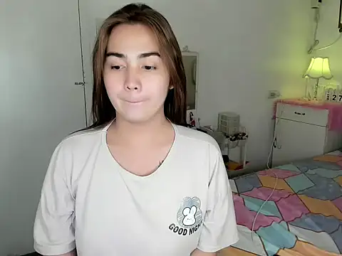 Snapshot of Alovelydoll_nica chatting on 27, 5, 2026 Alovelydoll nica online show from 27, 5, 2026