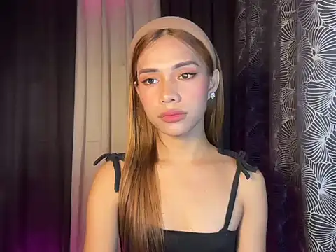 Lovelynikki03 online show from 19, 1, 2026