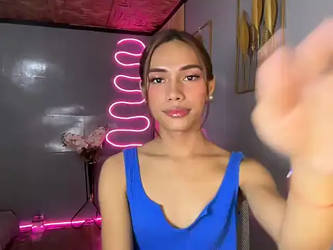 Snapshot of Lovelynikki03 chatting on 10, 5, 2026 Lovelynikki03 online show from 10, 5, 2026