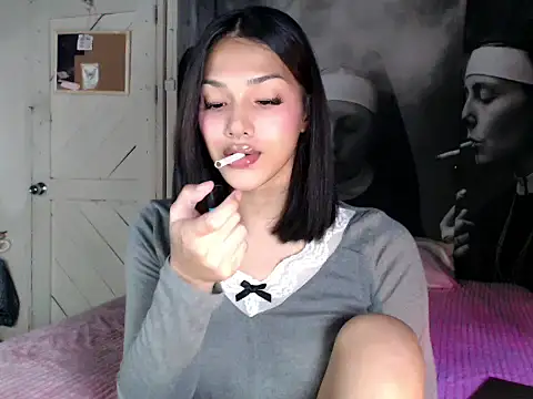 itsmekarinaaa online show from 22, 3, 2026