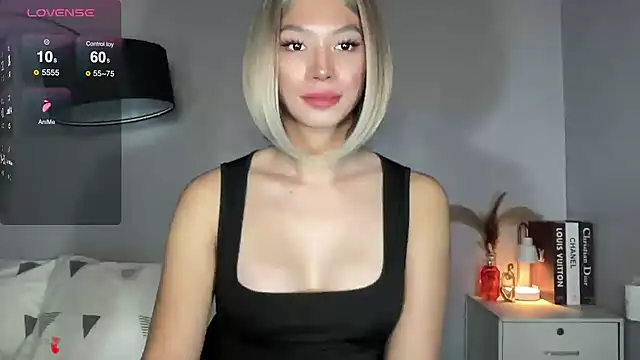 Demi Maddison online show from 11, 10, 2025