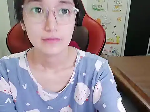 Shulee21 online show from 15, 9, 2025