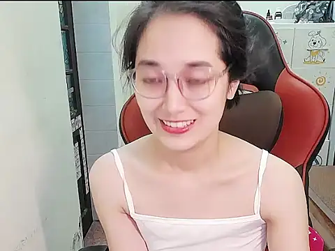 Shulee21 online show from 19, 9, 2025