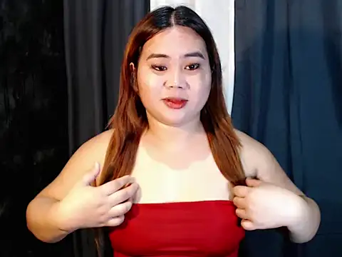 Snapshot of queen_staceyy chatting on 25, 11, 2025 queen staceyy online show from 25, 11, 2025