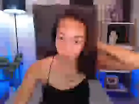 Snapshot of Sweet_kittyxx chatting on 3, 11, 2025 Sweet kittyxx online show from 3, 11, 2025