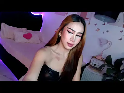 Snapshot of Sluttyvana chatting on 6, 4, 2026 Sluttyvana online show from 6, 4, 2026
