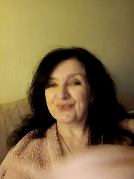 Snapshot of MilaSky4701 chatting on 11, 11, 2025 MilaSky4701 online show from 11, 11, 2025