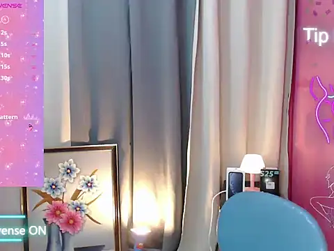 Lovelyariah online show from 26, 10, 2025