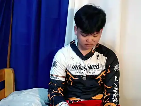 Reynelcock online show from 2, 11, 2025