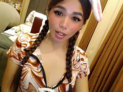 urswtasian chesca online show from 3, 6, 2026