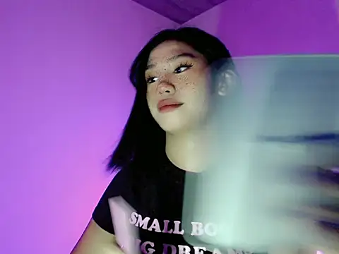 Snapshot of Maxine_Sucks chatting on 11, 10, 2025 Maxine Sucks online show from 11, 10, 2025