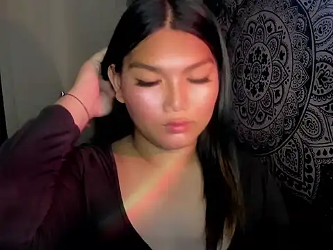 Lou heart online show from 16, 4, 2026