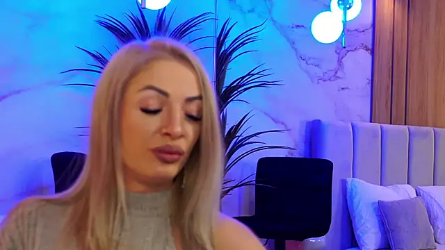 Snapshot of Izabellle02 chatting on 4, 3, 2026 Izabellle02 online show from 4, 3, 2026