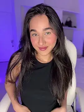 Snapshot of julieta_jhonss chatting on 2, 3, 2026 julieta jhonss online show from 2, 3, 2026