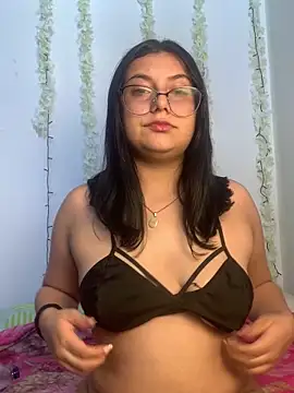 Velma star online show from 15, 12, 2025