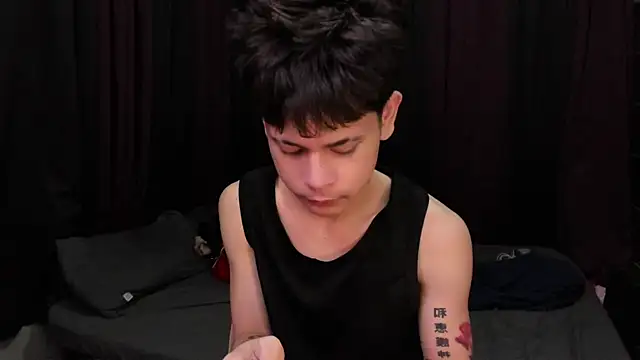 hotfreshdior online show from 2, 2, 2026