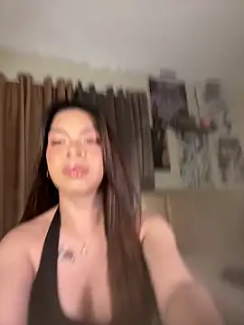 Snapshot of Nyxie_luxx chatting on 21, 6, 2026 Nyxie luxx online show from 21, 6, 2026