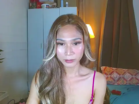 Snapshot of kittygurl124 chatting on 28, 5, 2026 kittygurl124 online show from 28, 5, 2026