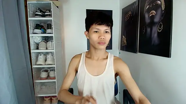 crazyasiantwink online show from 22, 11, 2025