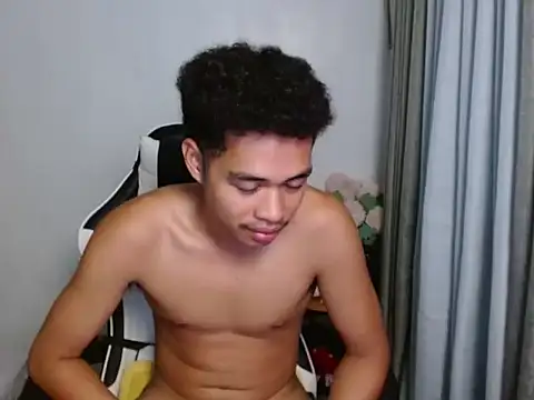 curlyasian njxx online show from 26, 5, 2026