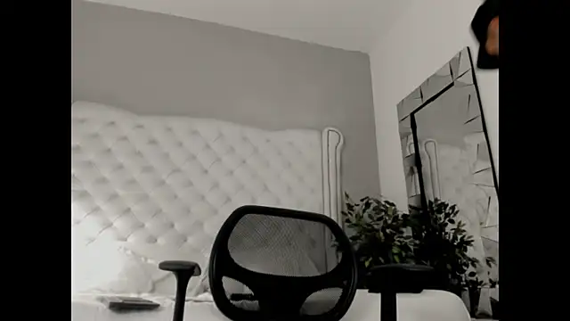 Thiagoferreti online show from 23, 10, 2025