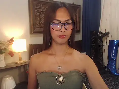 Nathalieheartt online show from 6, 7, 2026