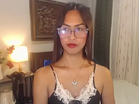 Nathalieheartt online show from 15, 7, 2026